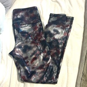 Snake print yoga leggings